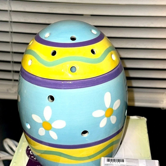 BUNDLE Scentsy Authentic EASTER EGG Wax Fragrance Wax Melt Warmer/Bulb/Wax Bar - Picture 3 of 4